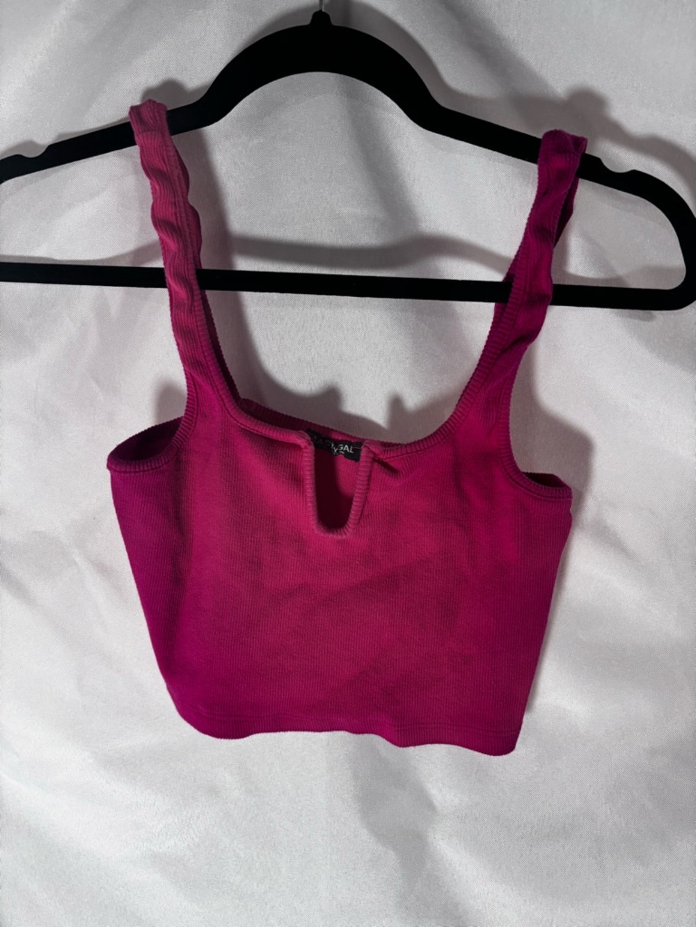 Nasty Gal Magenta‎ Ribbed Crop Tank with Center Keyhole